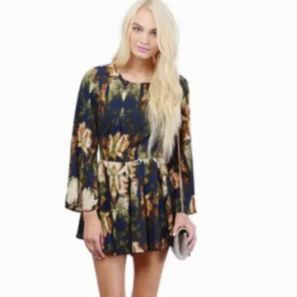 TOBI Navy Floral Romper NWOT